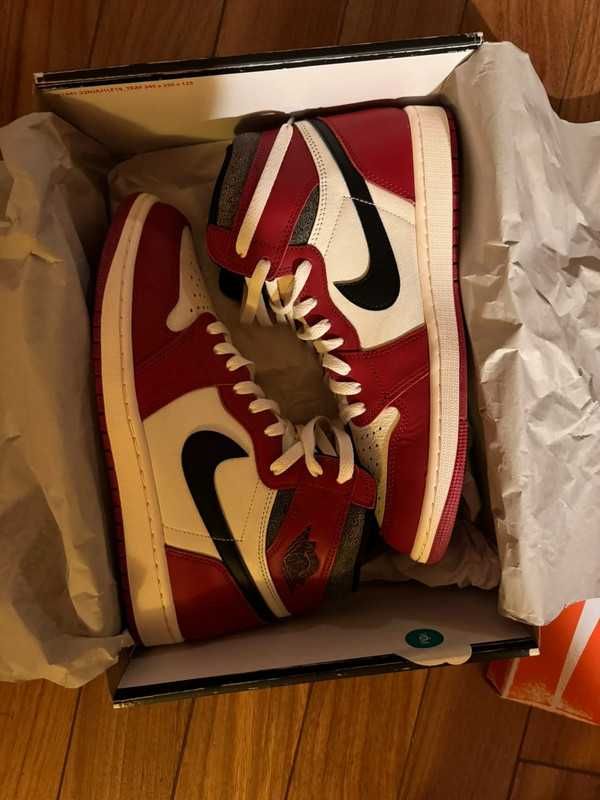 Jordan 1 Retro High OG Chicago Lost And Found R.40