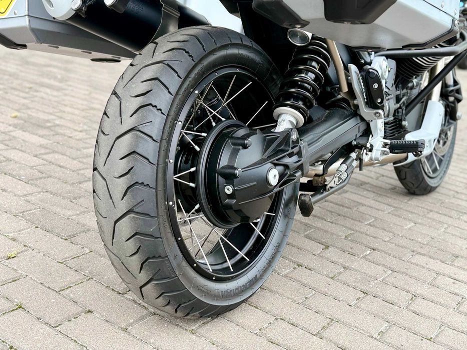 Moto Guzzi V85TT 2023 - Мотосалон.