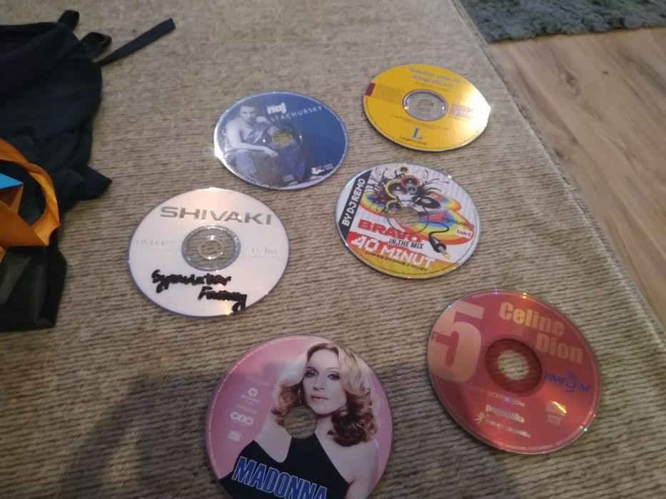 Bajki gry i płyty z muzyką