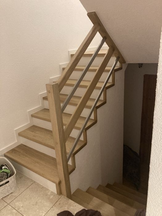 Kompleksowa Renowacja i Naprawa Schodów Drewnianych