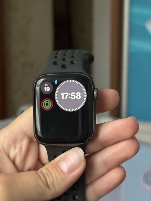 Годинник Apple watch Nike SE 44 mm