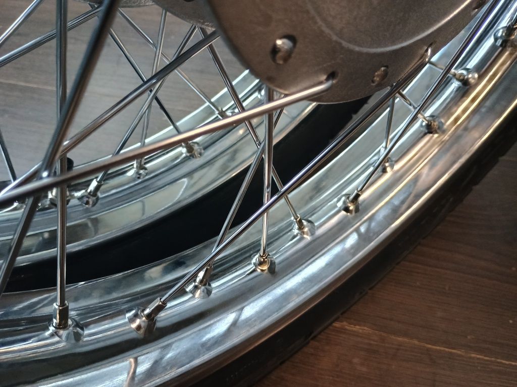 WSK 125 koło koła przód tył kpl 18" po renowacji kpl z oponami