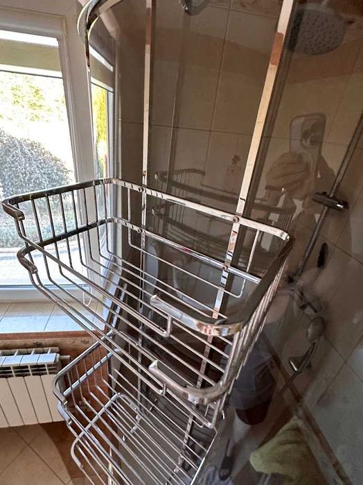chromowana półka pod prysznic