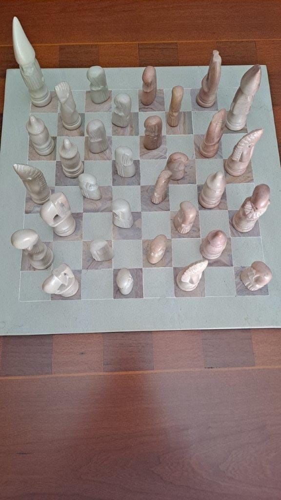 Jogo de Xadrez em pedra
