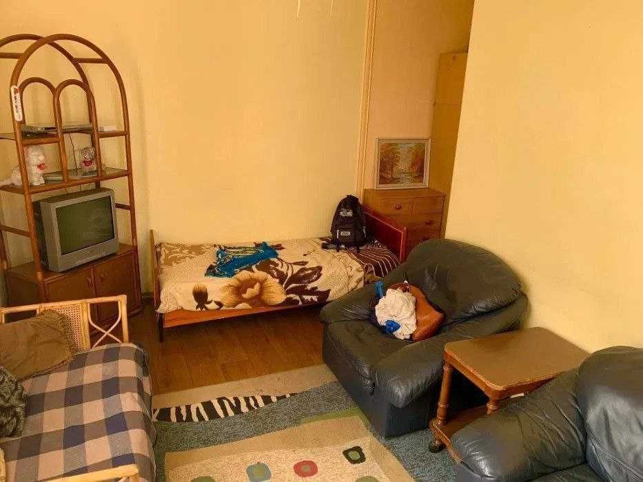 Продаж 2-кімнатної квартири вул.Соборна (біля Галереї)