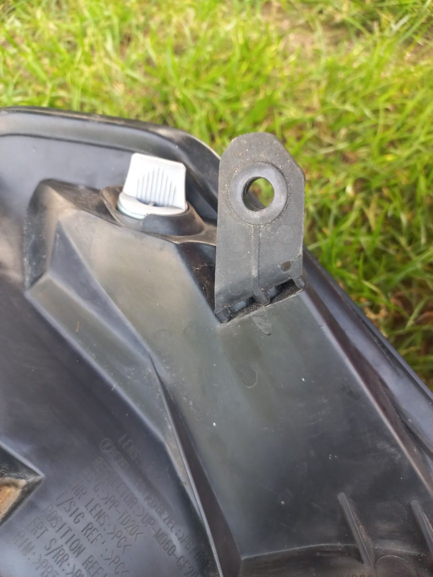 Lampa lewa przód hyundai h1