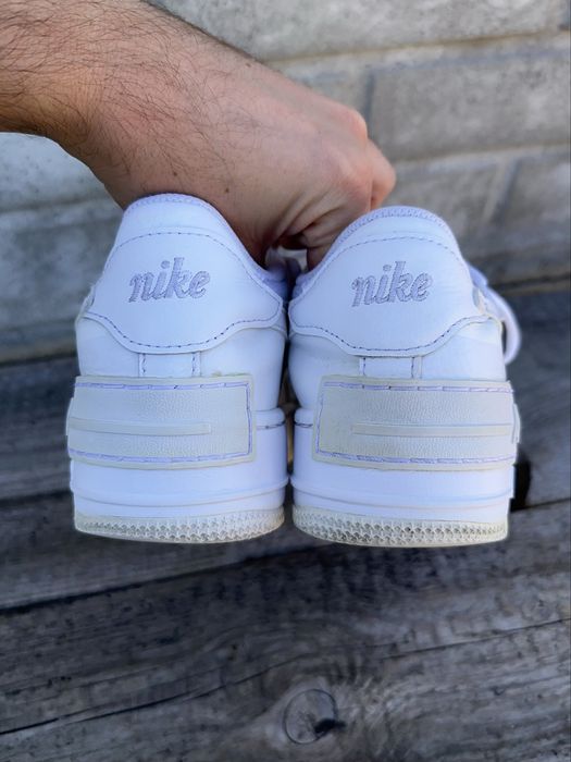 Białe, skórzane sneakers Nike Air Force 1 Shadow, rozmiar 40
