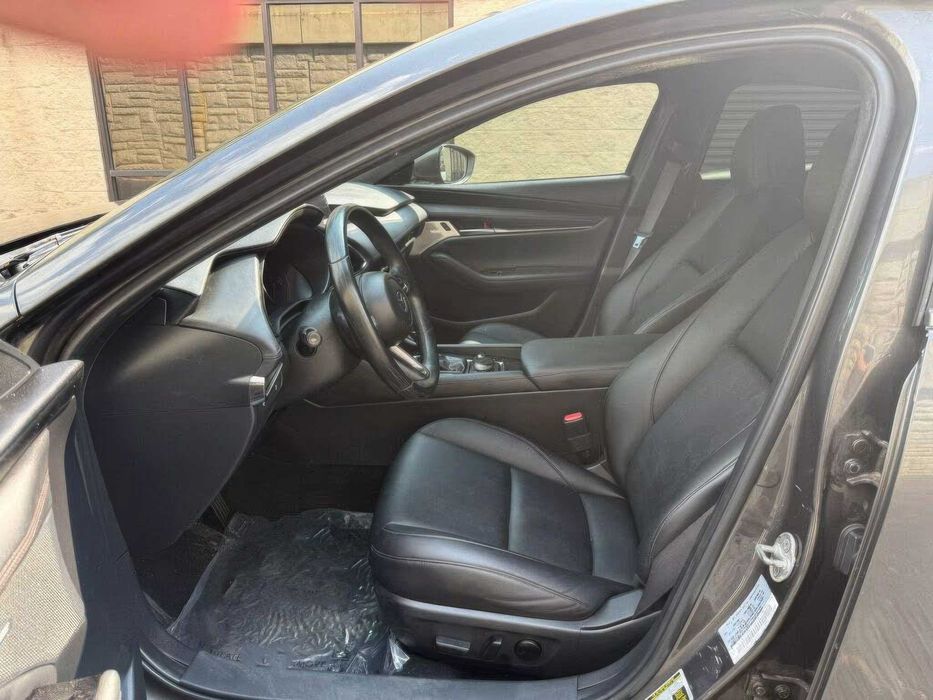 Mazda 3 Premium      2019