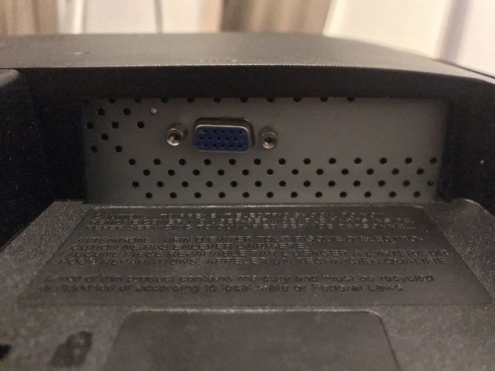 Monitor LG.