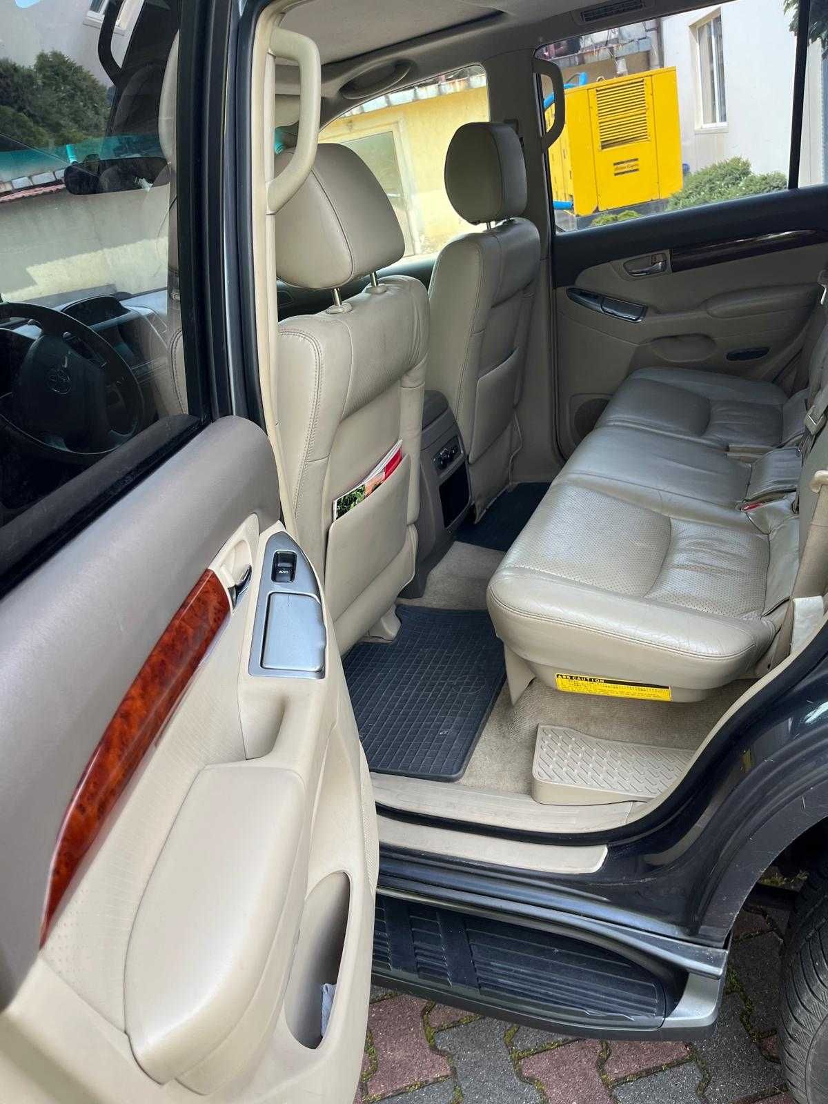 Sprzedam Toyotę Land Cruiser 120 3,0