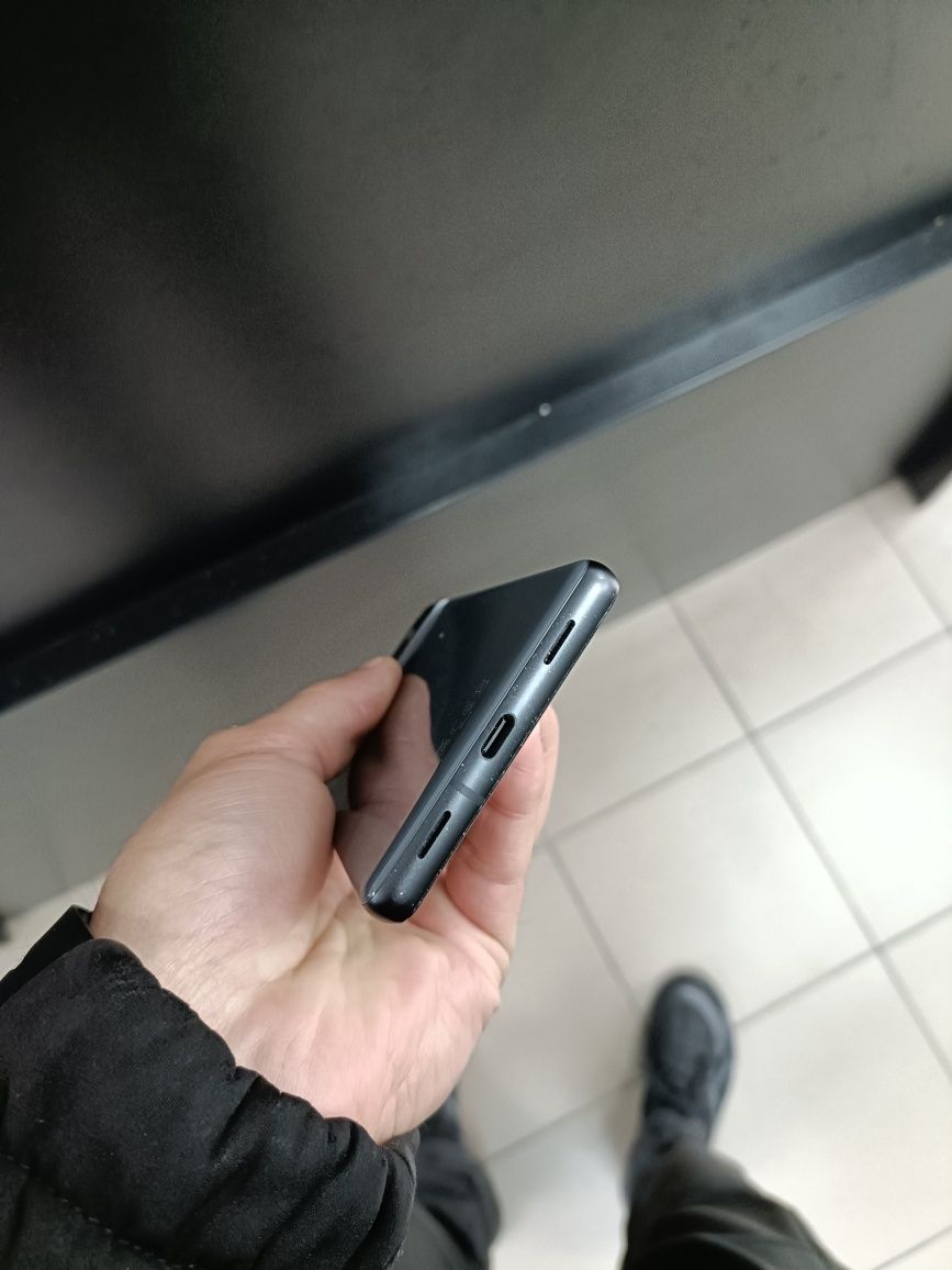 Гугл pixel 7a 8/128 НЕВЕРЛОК