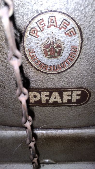 Máquina de costura pfaff industrial antiga