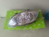Toyota AURIS Reflektor lampa lewy przód nowa Valeo