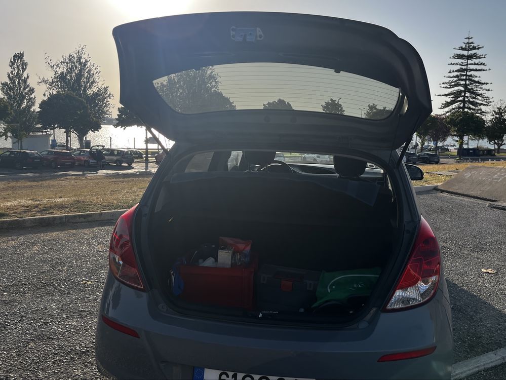 Hyundai i20 1.2 gasolina - excelente oportunidade