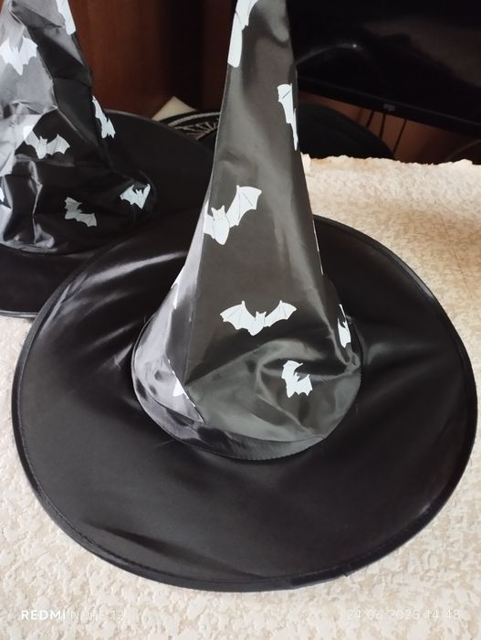 Капелюх святковий НОВИЙ  театральний   відьмочки головний Убір кожан