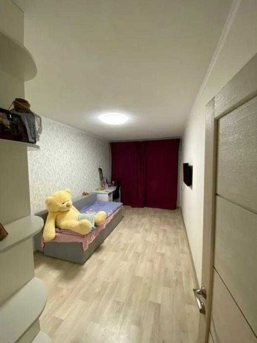 Продам 3к квартиру Новые Дома Метро Дворец спорта 3й этаж\9ти КАПрем.