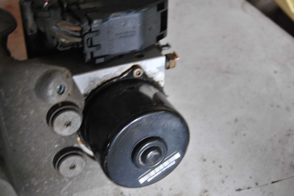 Pompa ABS Volvo XC90 I 2.4D