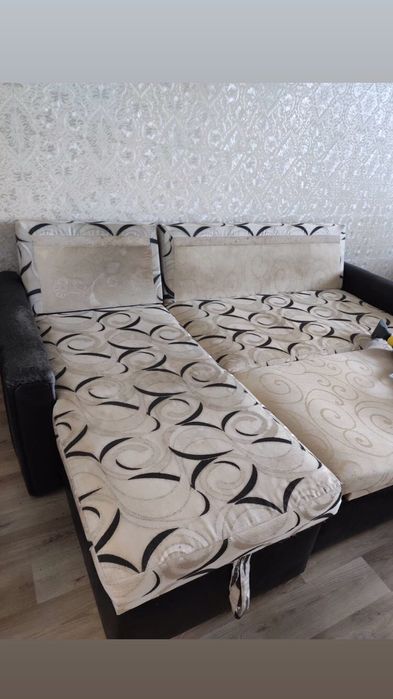 Клінінг та хімчистка