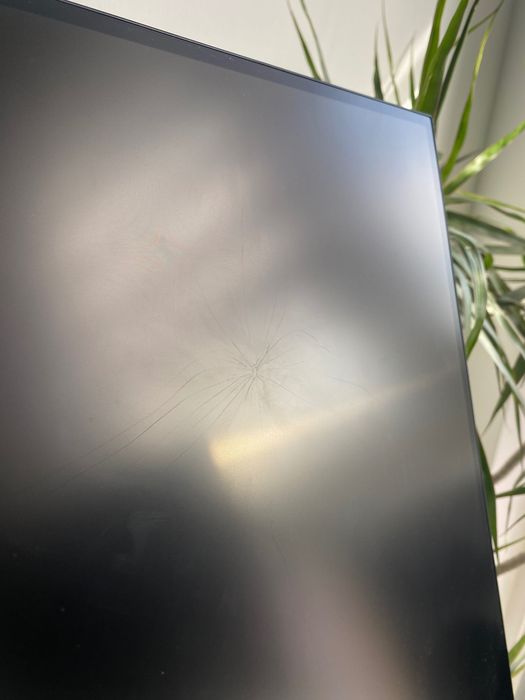 Monitor Dell U2724D USZKODZONY