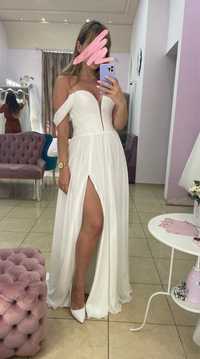 Свадебное платье в греческом стиле с разрезом
