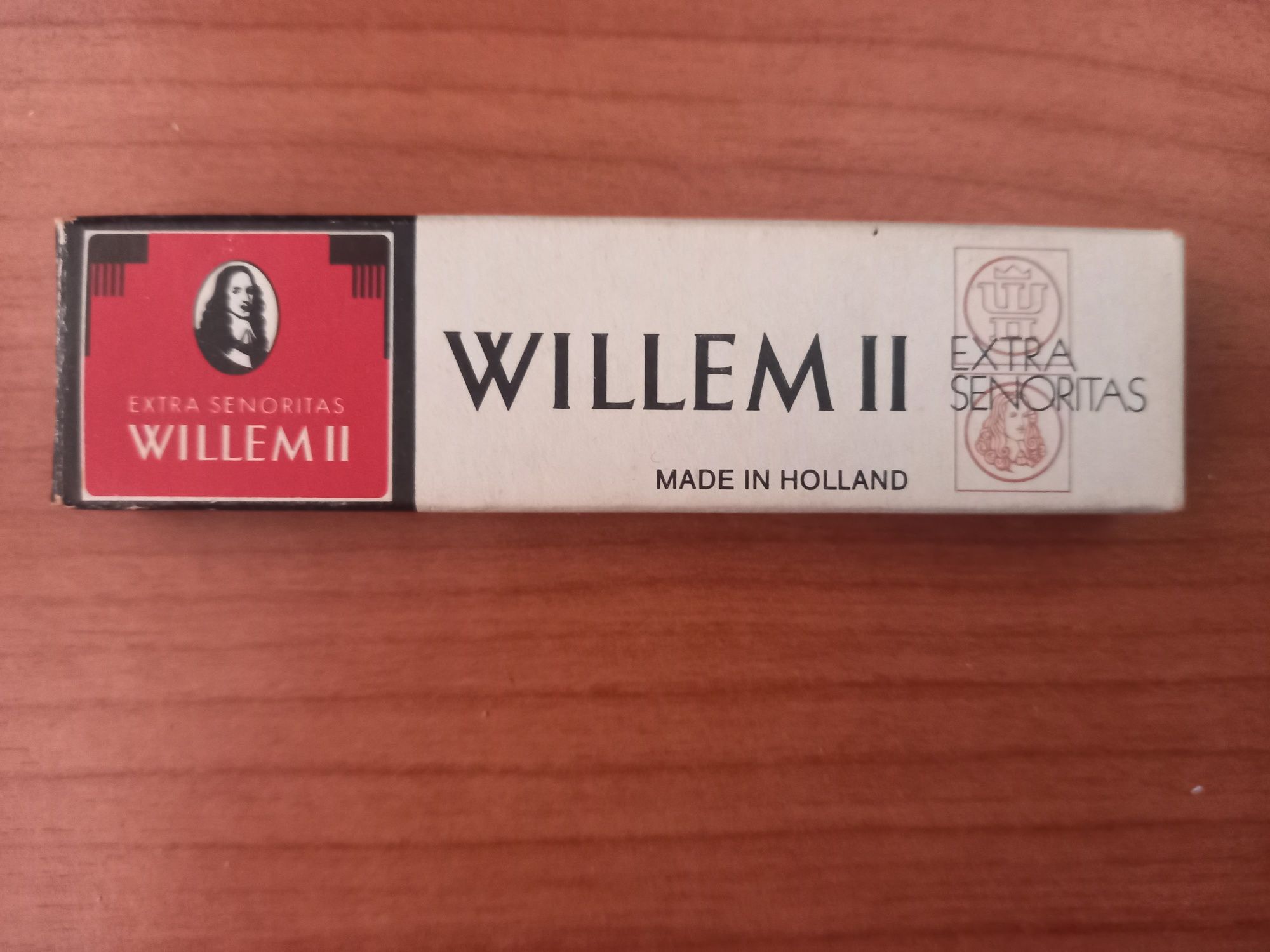 Caixa cigarrilha Willem II (TAP)