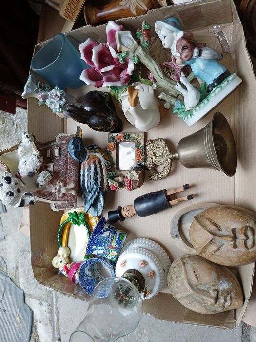 Wyprzedaż garażowa Dużo ciekawych rzeczy