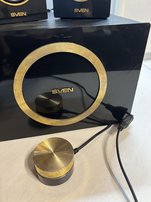 Продам колонки Sven Ms-1085 gold