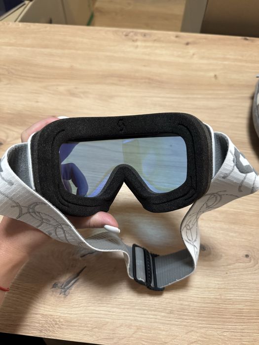 Гірськолижна маска