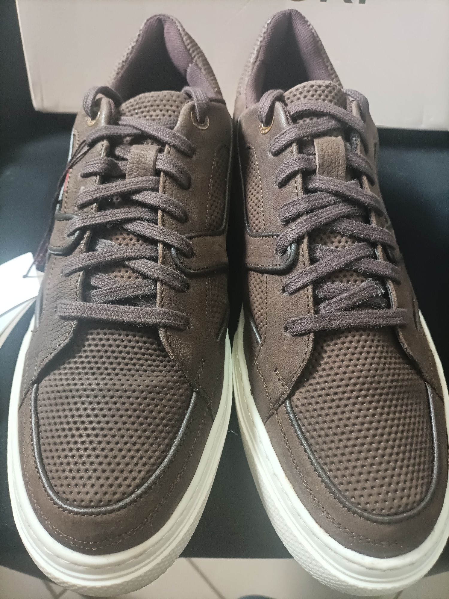 Adidasy Lasocki 45