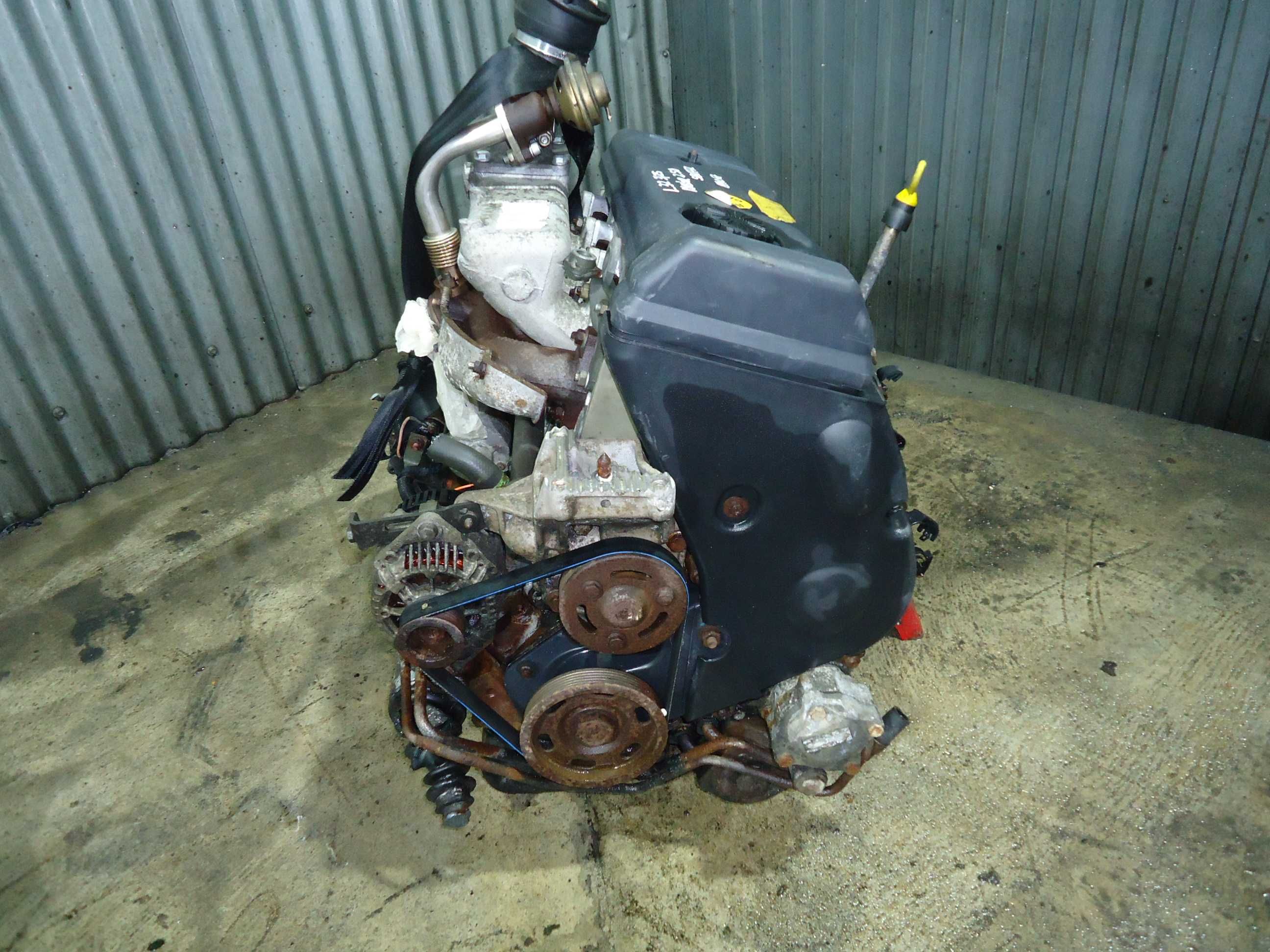 Motor Renault Master 2.5D (S8U772)