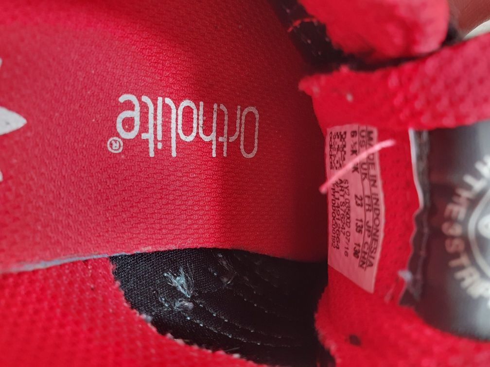 Buty chłopięce adidas 23