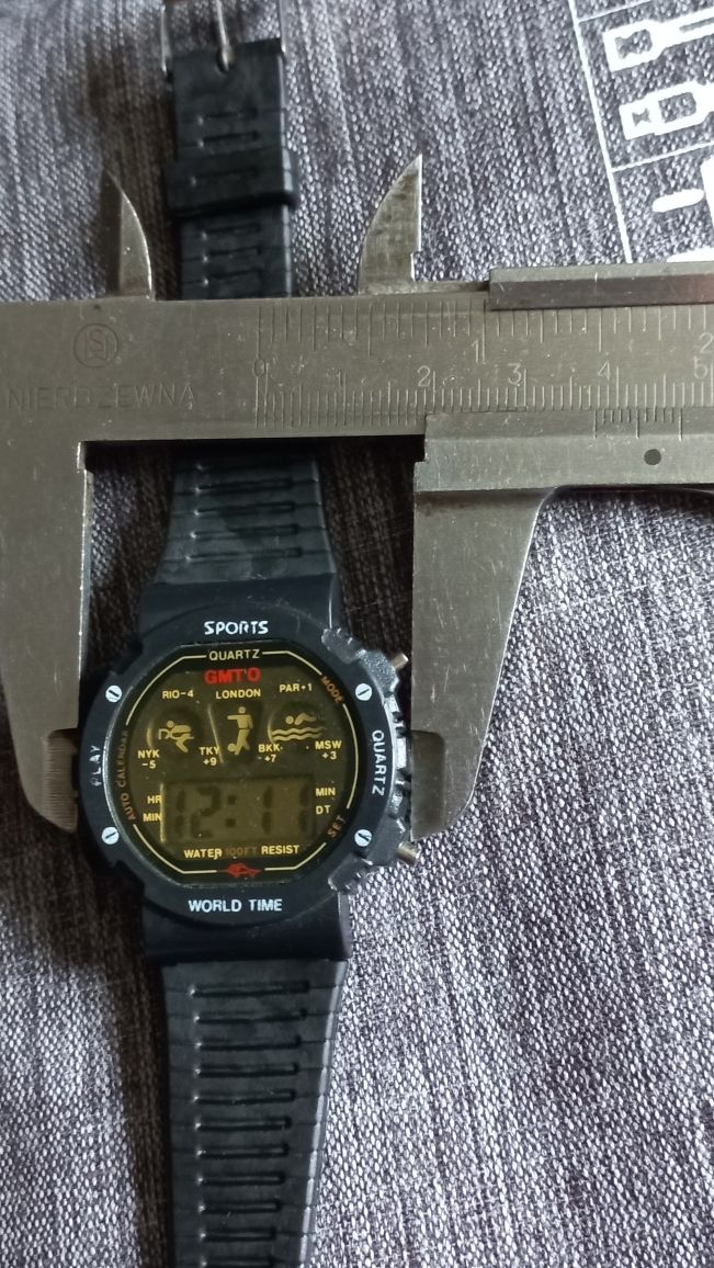 Sprzedam elektroniczny zegarek vintage GMTO Sports  lata 90te