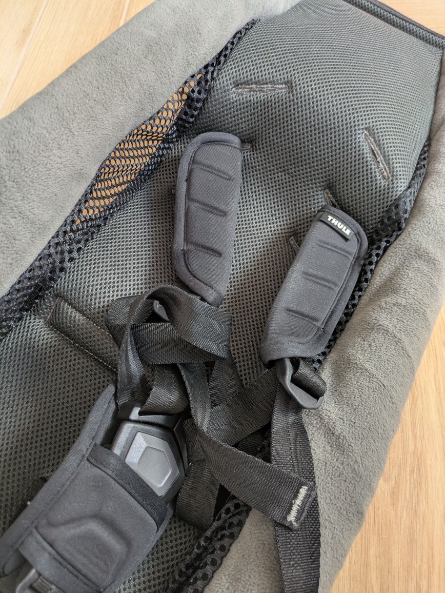 Thule Chariot infant sling - hamaczek
hamak dla niemowląt szary