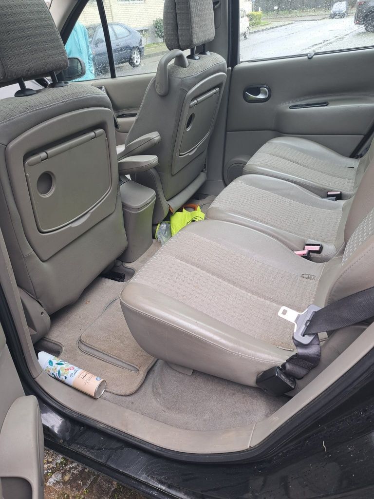 Renault Scenic para despacho