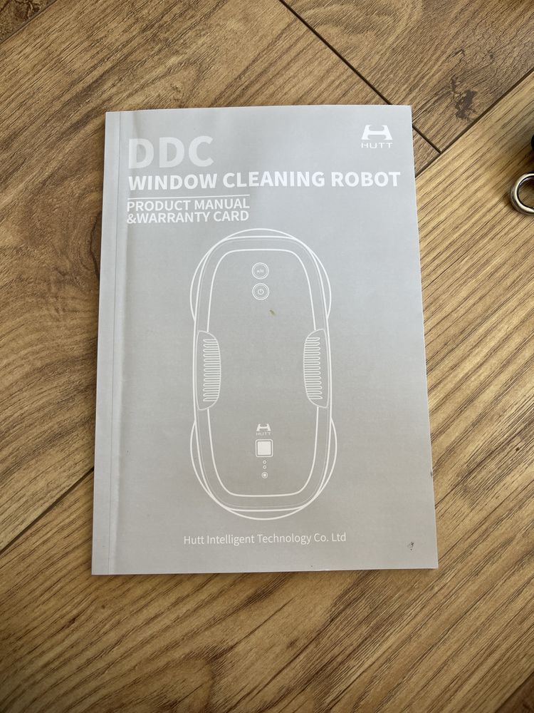 Sprzedam robota do mycia okien HUTT DDC – uszkodzony