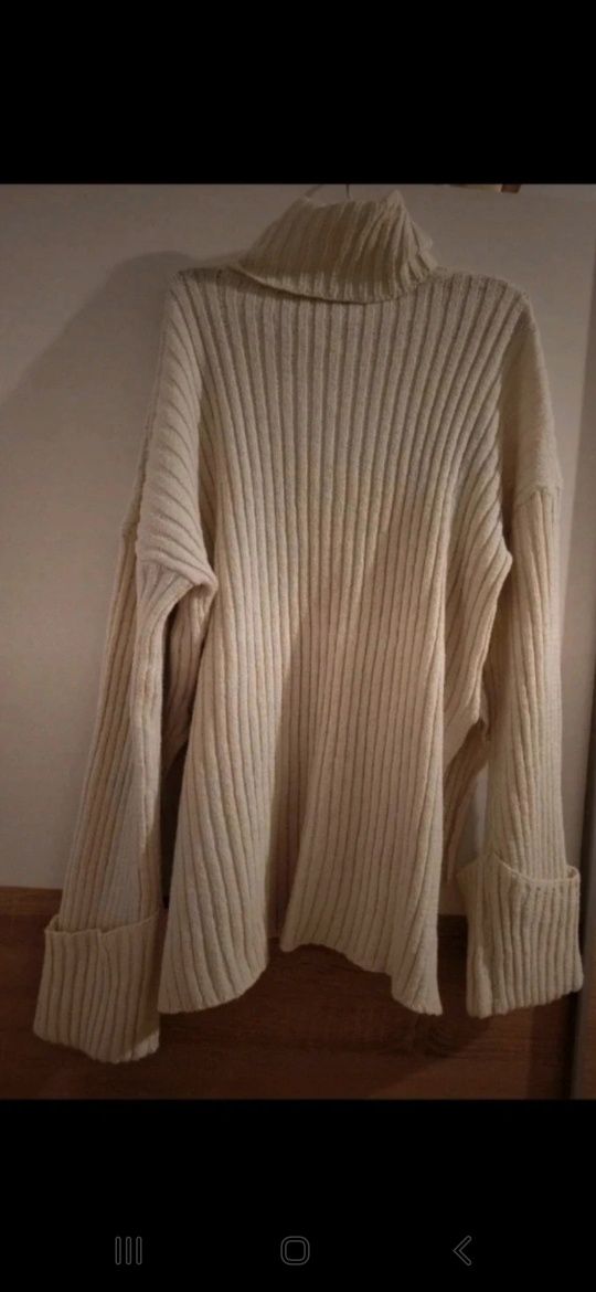 Sweter z golfem prążkowany M