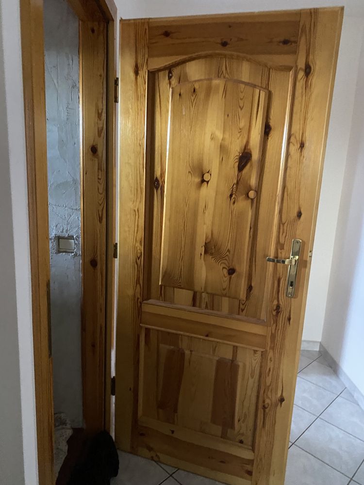 Drzwi  drewniane