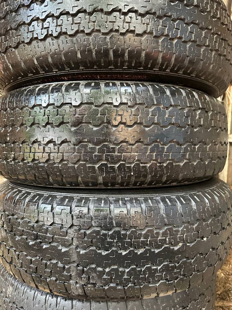 Шини всезезонні Bridgestone 245/70/R16