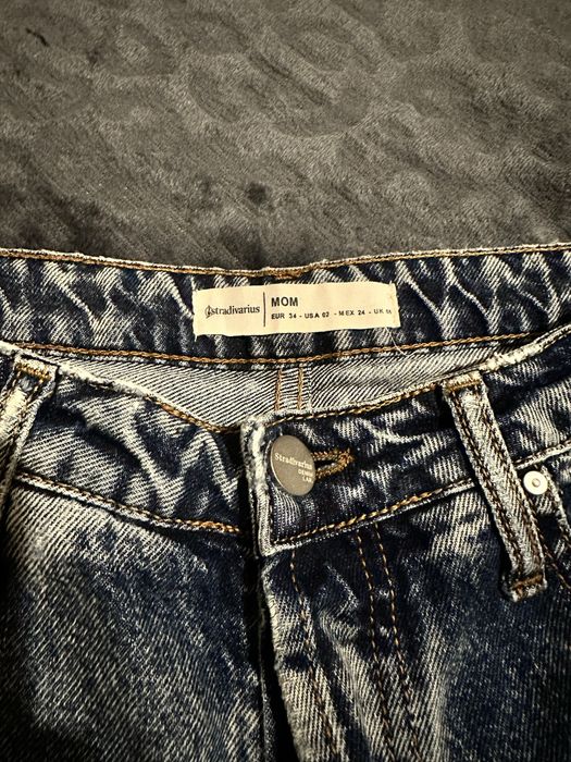 Джинси mom stradivarius