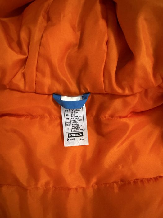 Зимовий пуховик,куртка 4-5 років