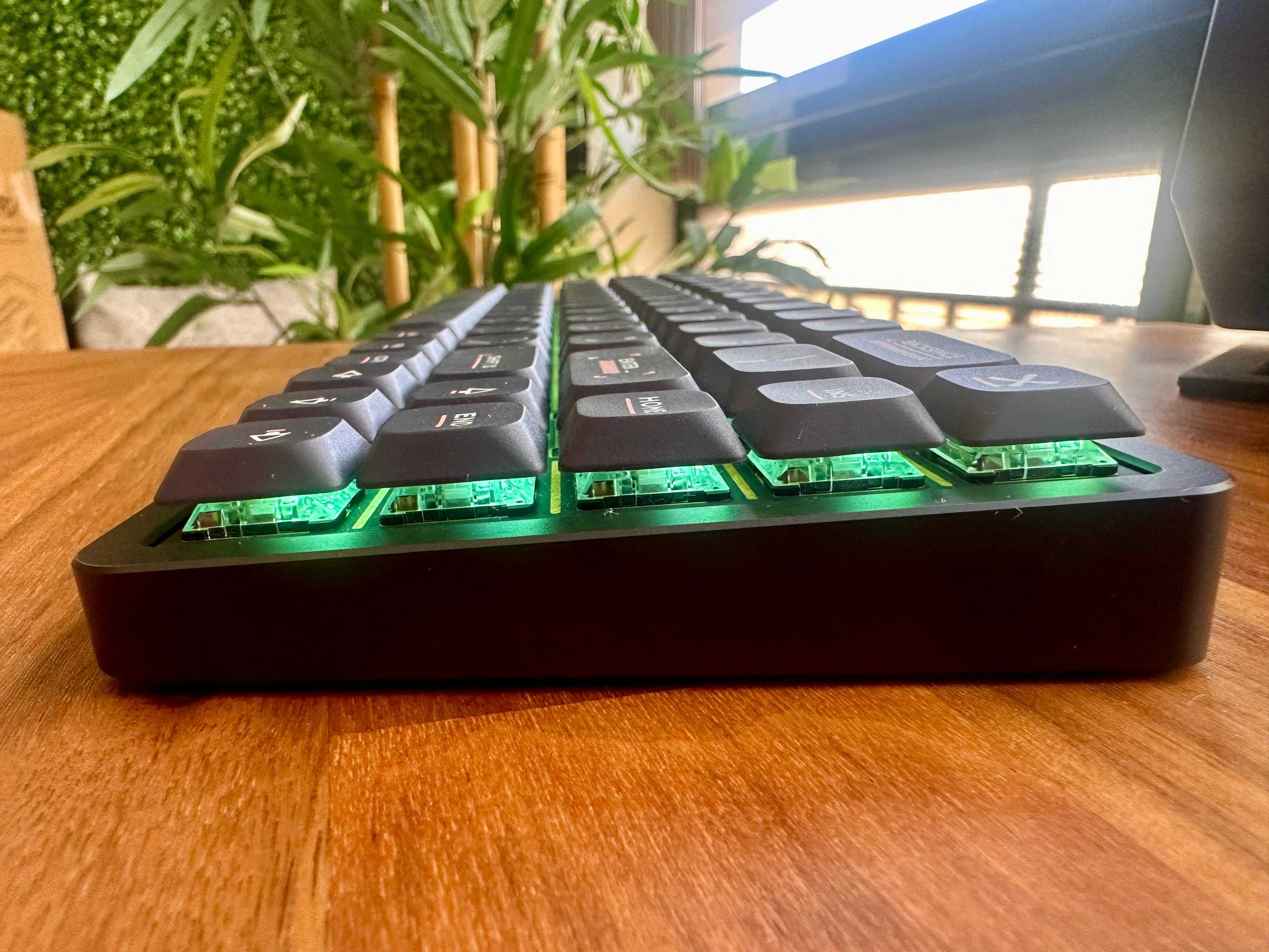 Teclado Mecânico IQUNIX MG65 - Como Novo