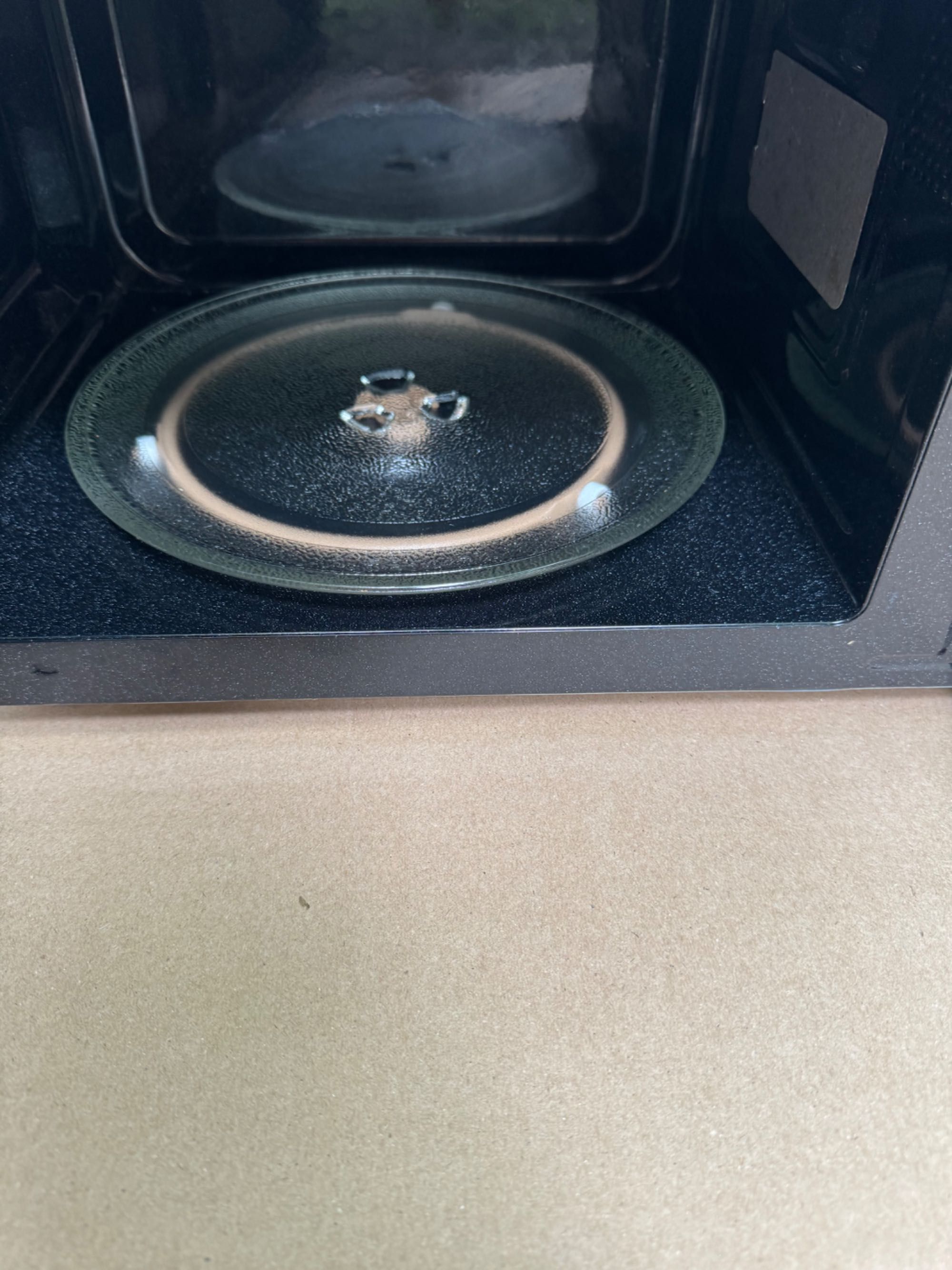 Mikrofalówka z grilem Cecotec 20 l