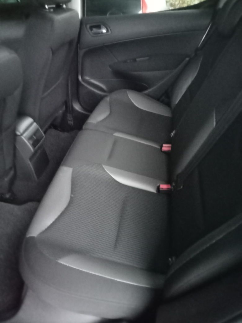 PEUGEOT 308 hdi 110cv