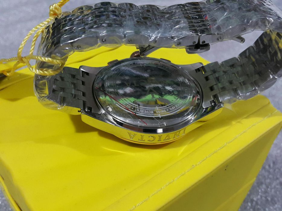 Продам часы Invicta 10750 новые оригинал