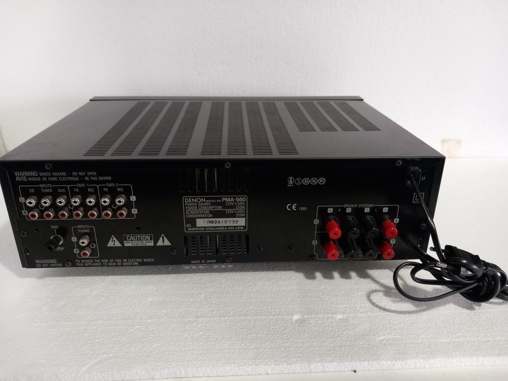 Amplificador vintage DENON PMA- 560