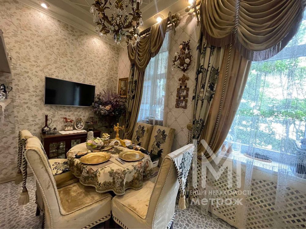 ЦЕНТР ,,‼️ЦАРСКАЯ КВАРТИРА’‼️112 м2 . 4-х к. Ярослава Мудрого