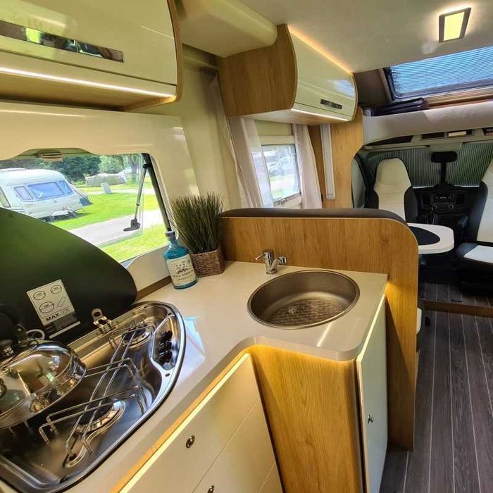 Wynajem kampera RollerTeam 5os 170KM automat klimatyzacja 4x rowery