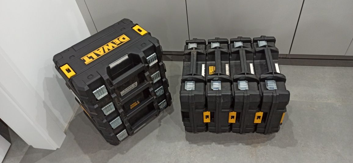 Skrzynia transportowa skrzynka systemowa walizka DeWALT N442425 TSTAK