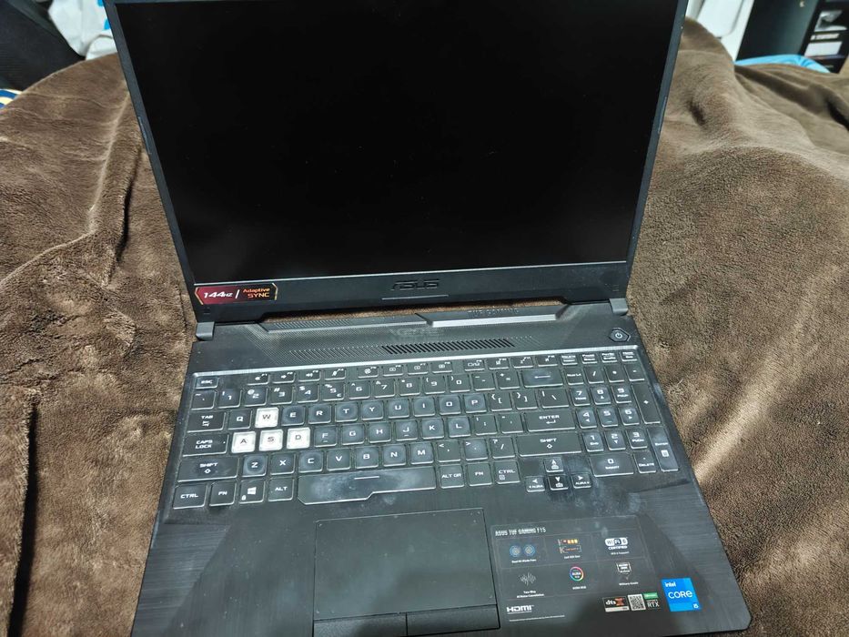 ASUS TUF F15 I5 16 GB RAM Rtx 3050 SSD 512 GB Laptop od kobiety !