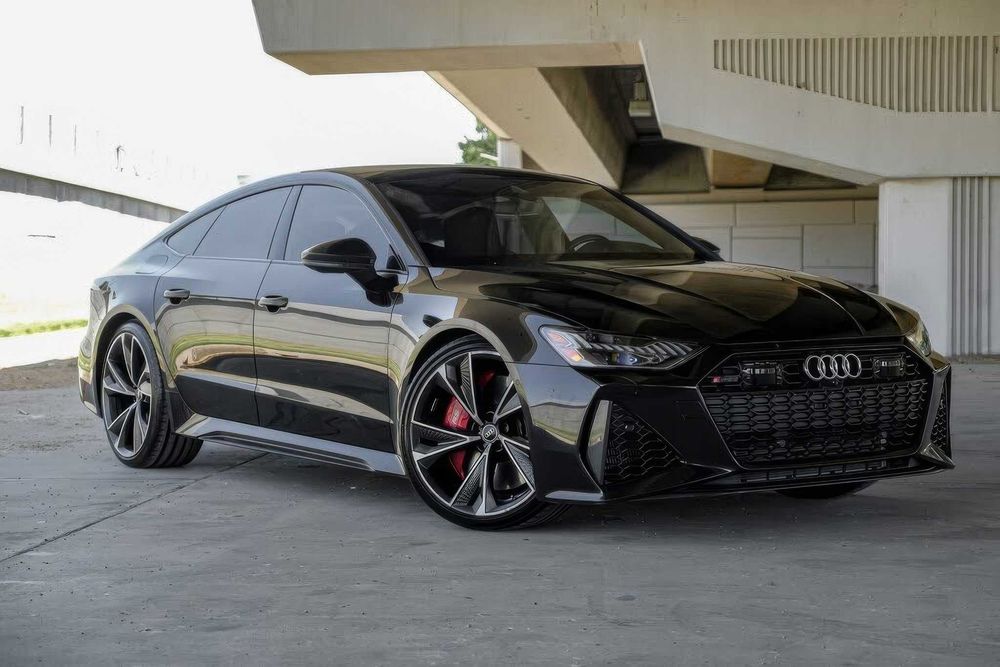 Audi RS7 quattro      2021